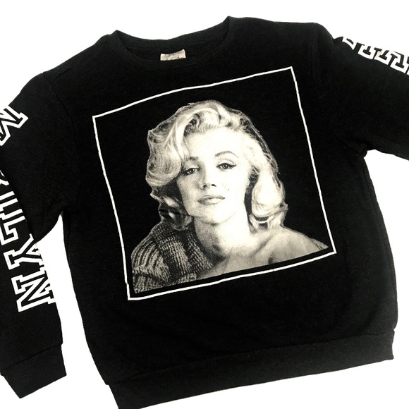 Marilyn Monroe Tops - Marilyn Monroe Sweatshirt